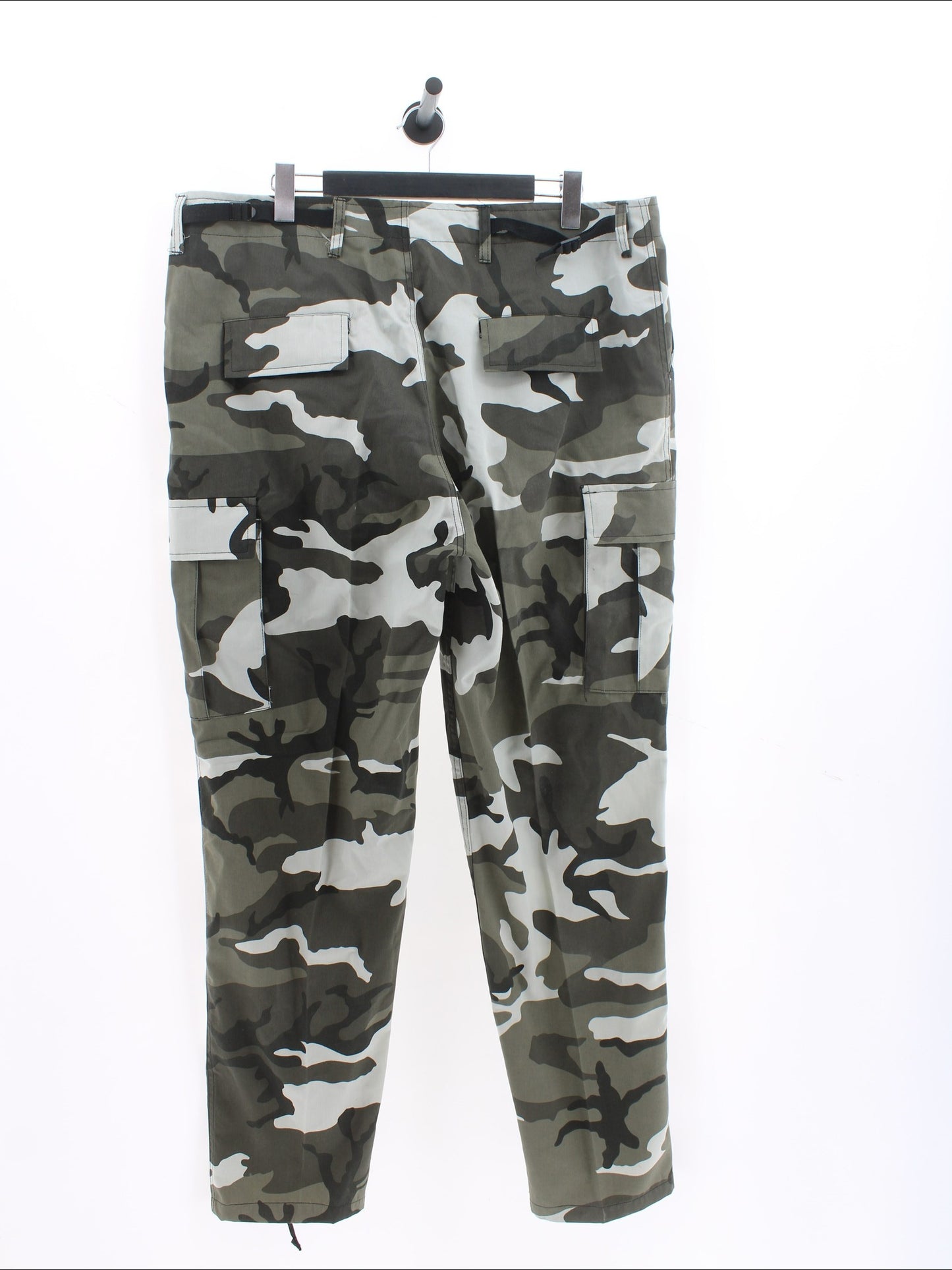 8db198f5cae4cb9d7b4af0ea732d0c83