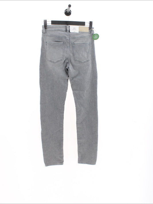 e1022c171d694b514ea599becce7e364