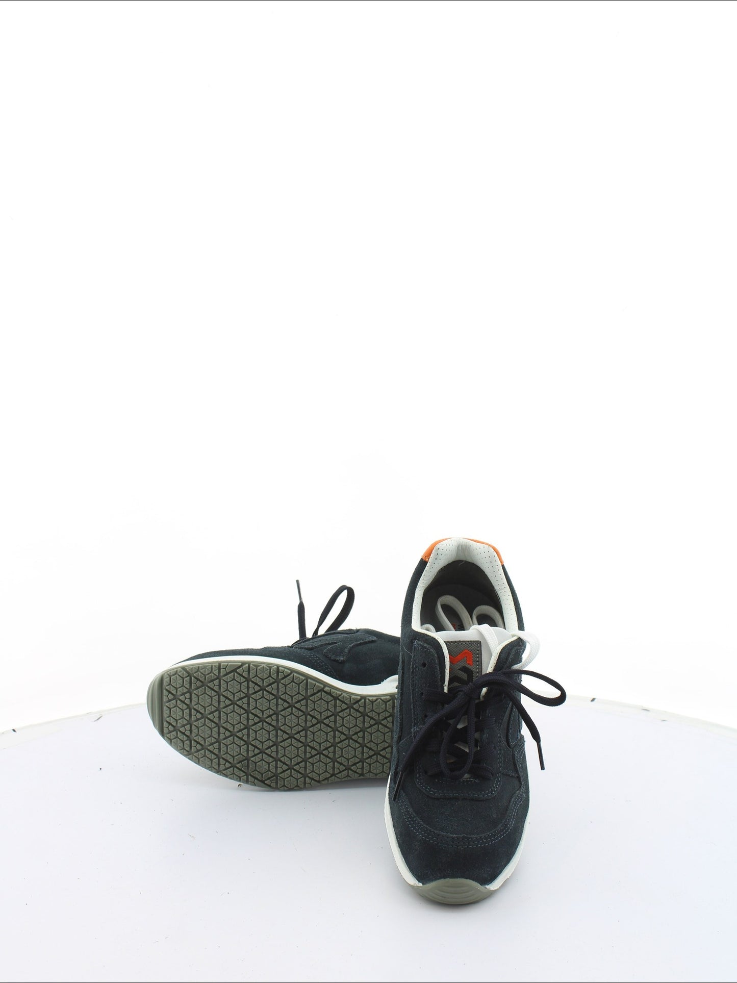 09fc7cd1fda292ad79023a02b950c43c