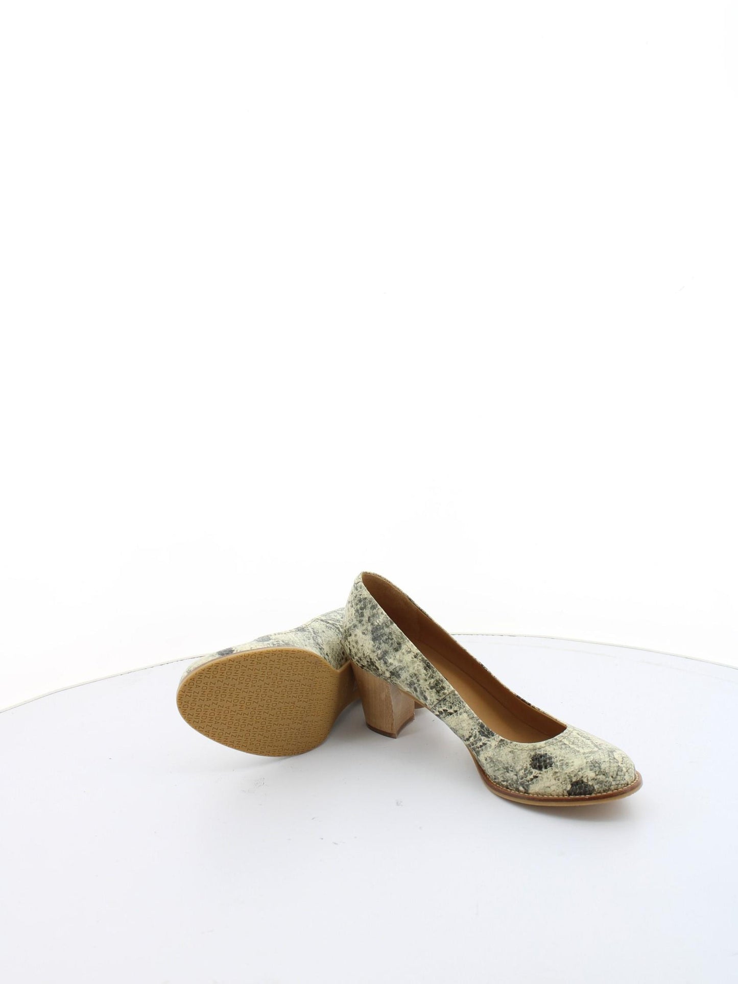 eeb55c47d4cad9aeb2bbf8af3d2f6540