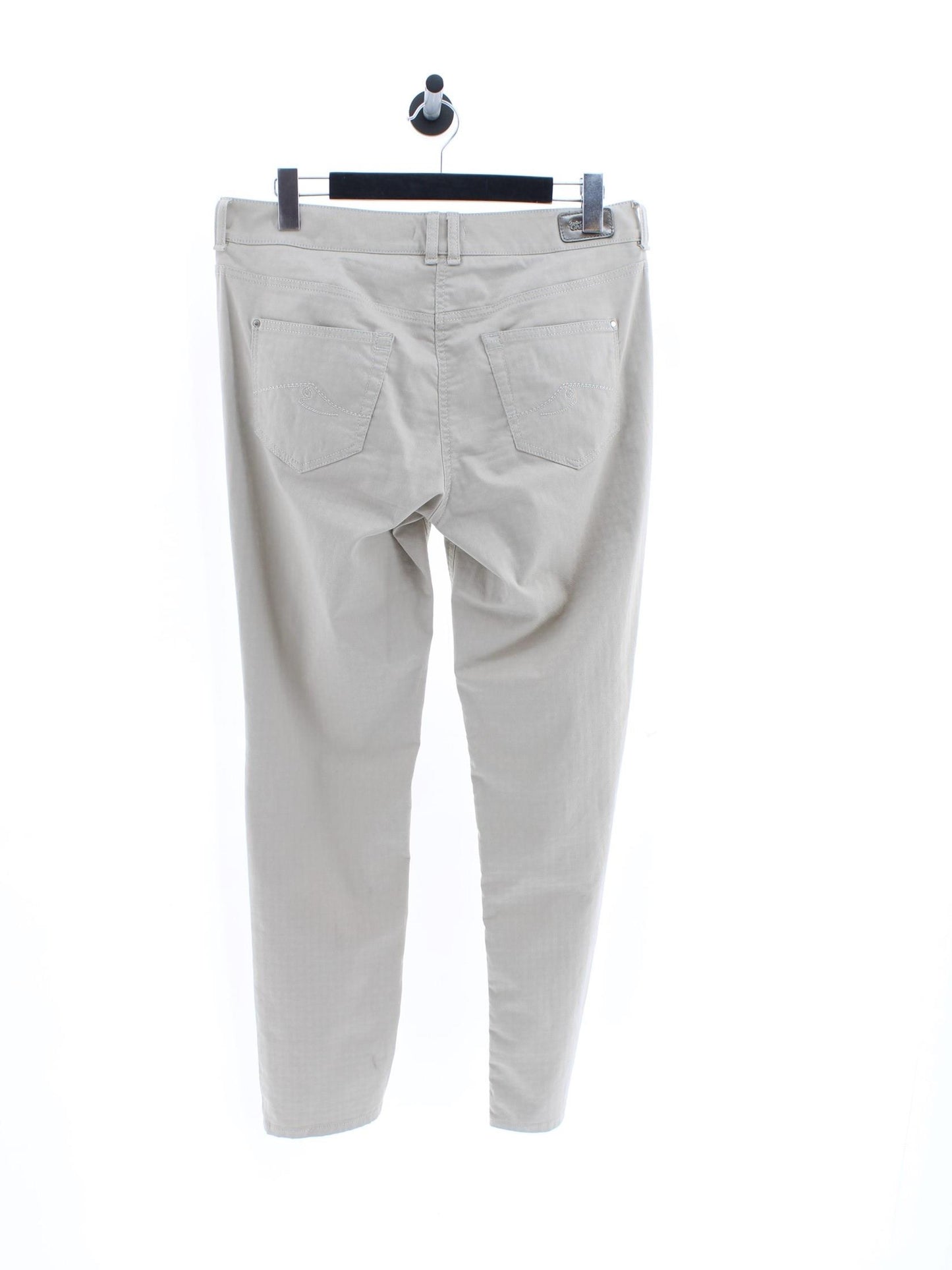 40677b30d74bf3b212a8a25d004c88ca