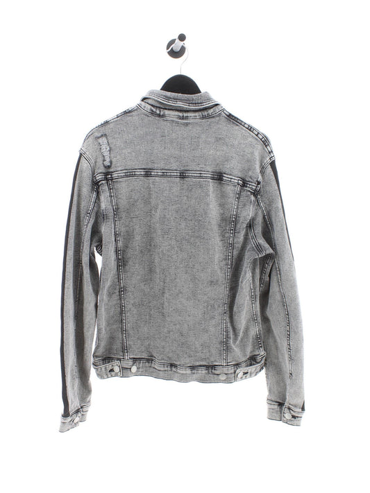 b9230a20cc8f7edfc321be45f1ebcbe6