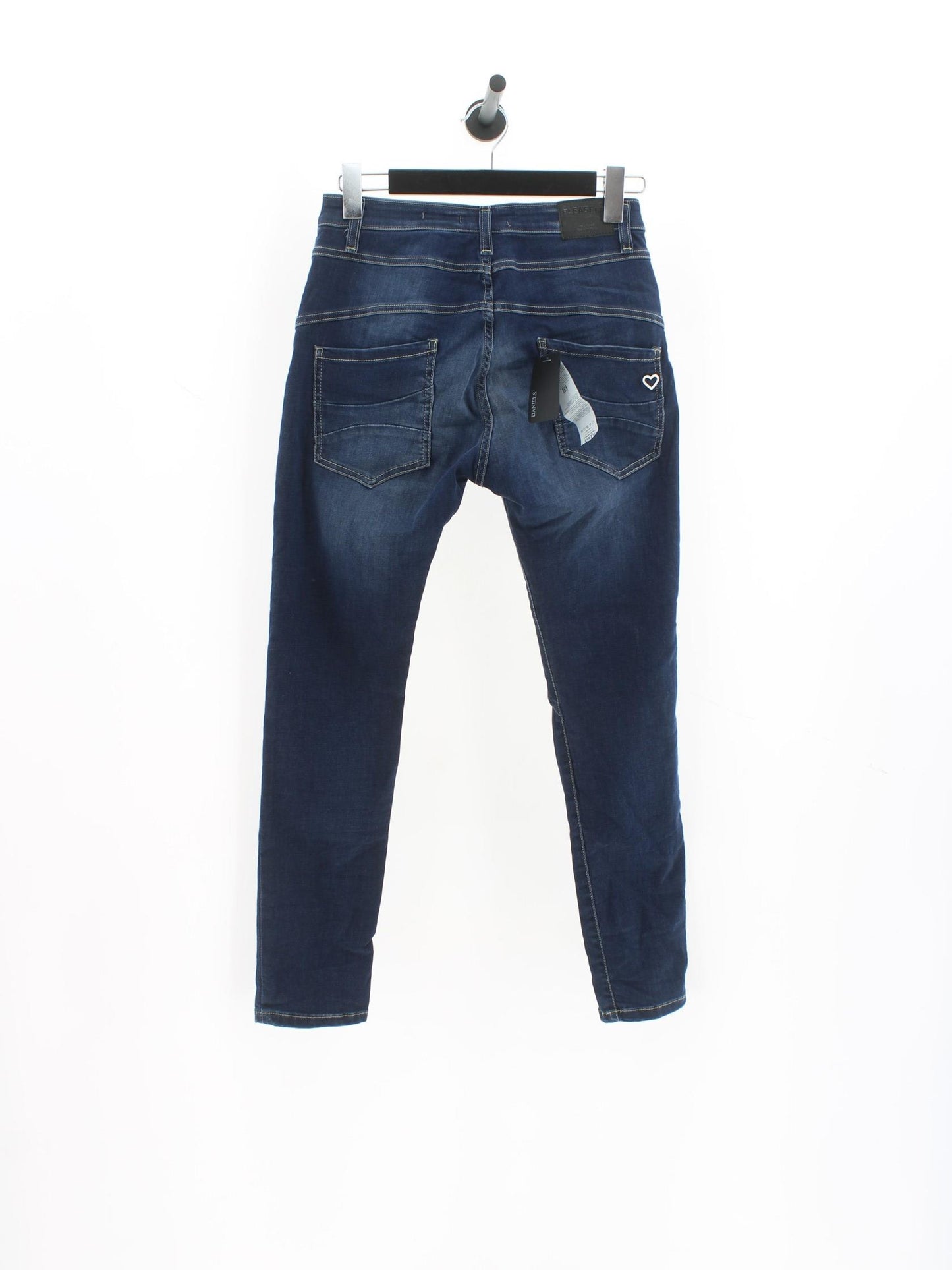 9825306cb284233788619f24c5e35929