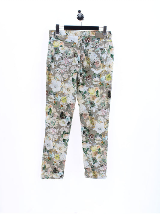 cb85dd45fba51650f61b75152521b714