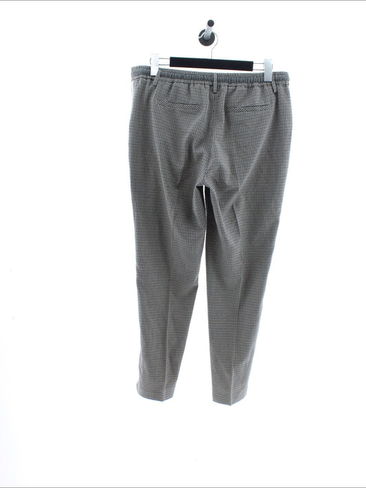 69efd1257440dee8d4b5c0f78c0b9c8d