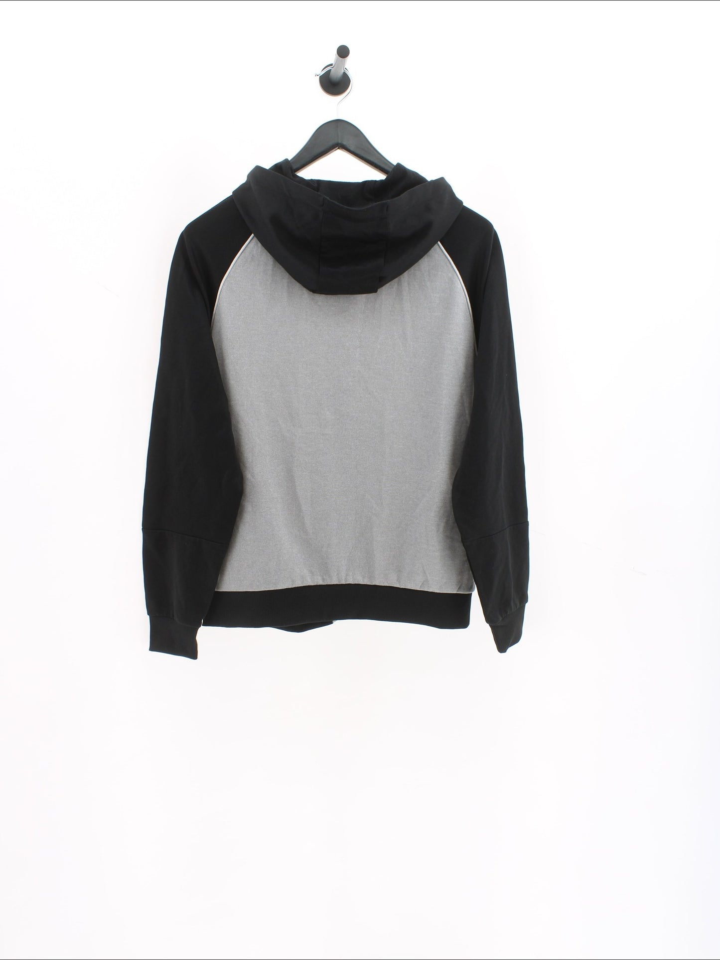 c0453d5e72992485493c1a7b910379f3