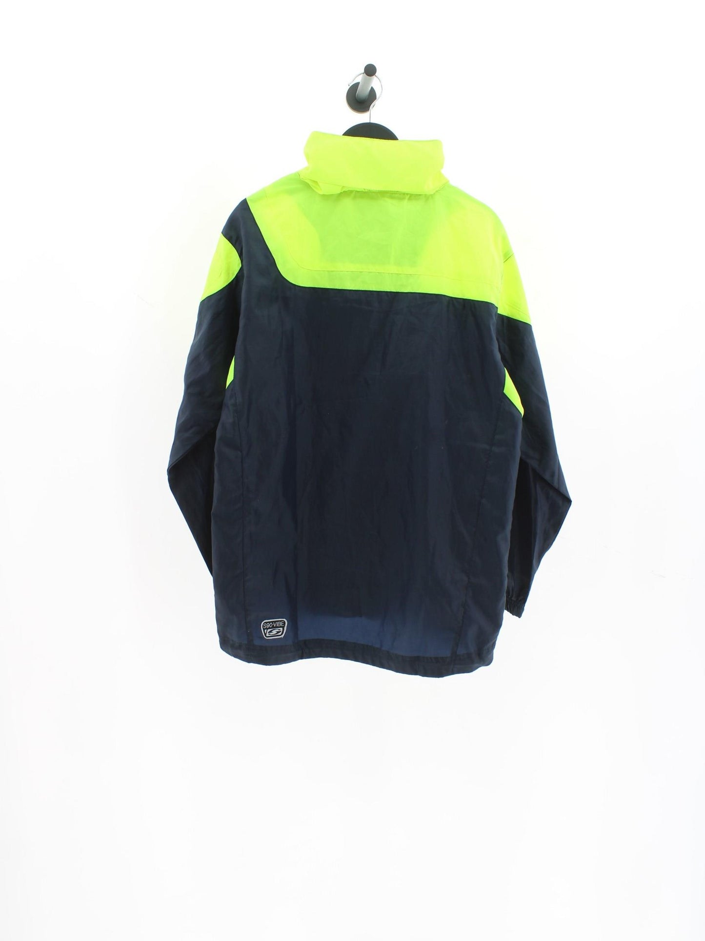 409037e7cb718b0953aad08552b8193d