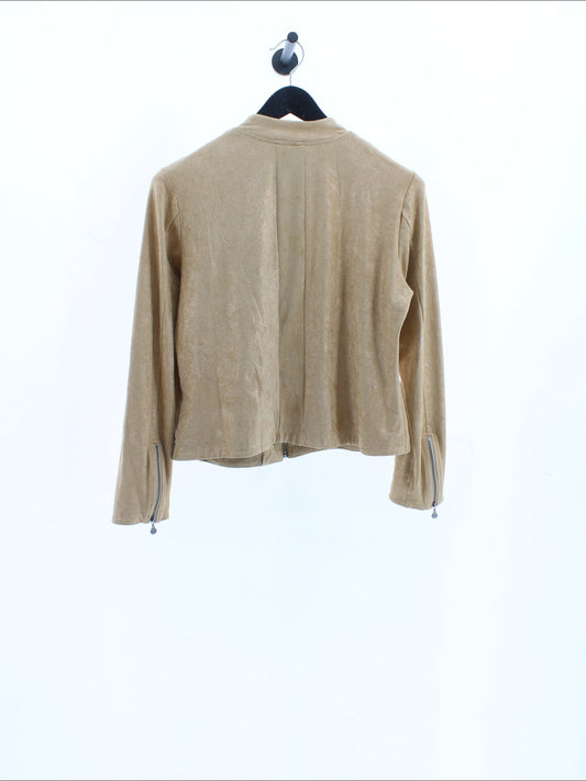 c8d098a0da71e1a6e5b3ee5ed7014884