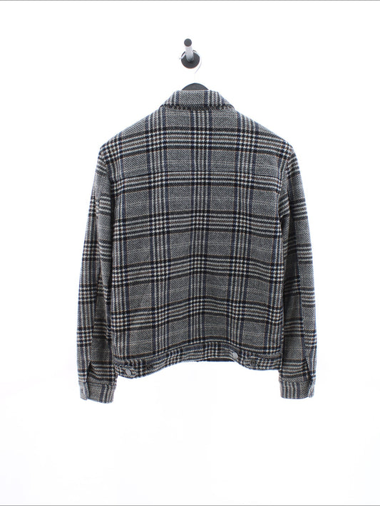 72af08f3ce84d8c4748638f325965555