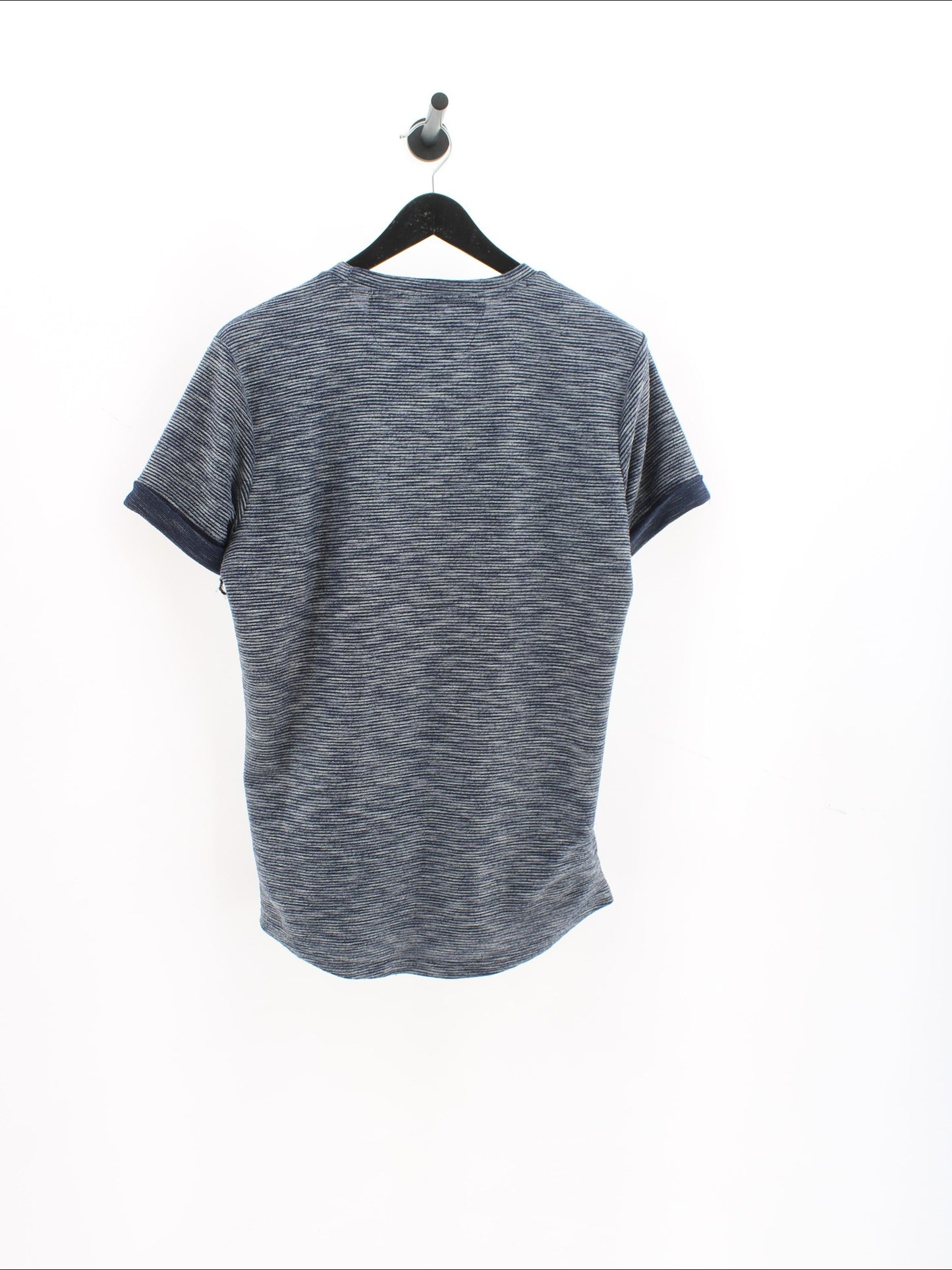 8e9335ef1ee6d9acc79b9b3d2f97d4ea