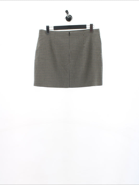 928a4eb7edf43bade51851130286872b