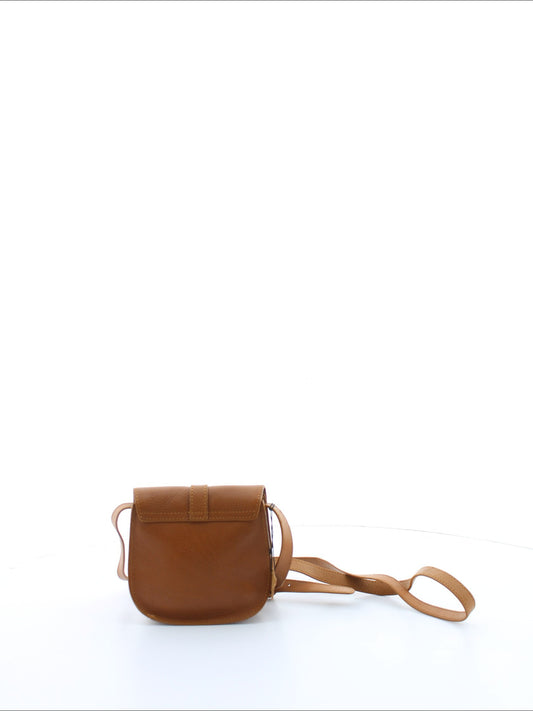 f232599765ff9ae1261f2fd5a901e4f7