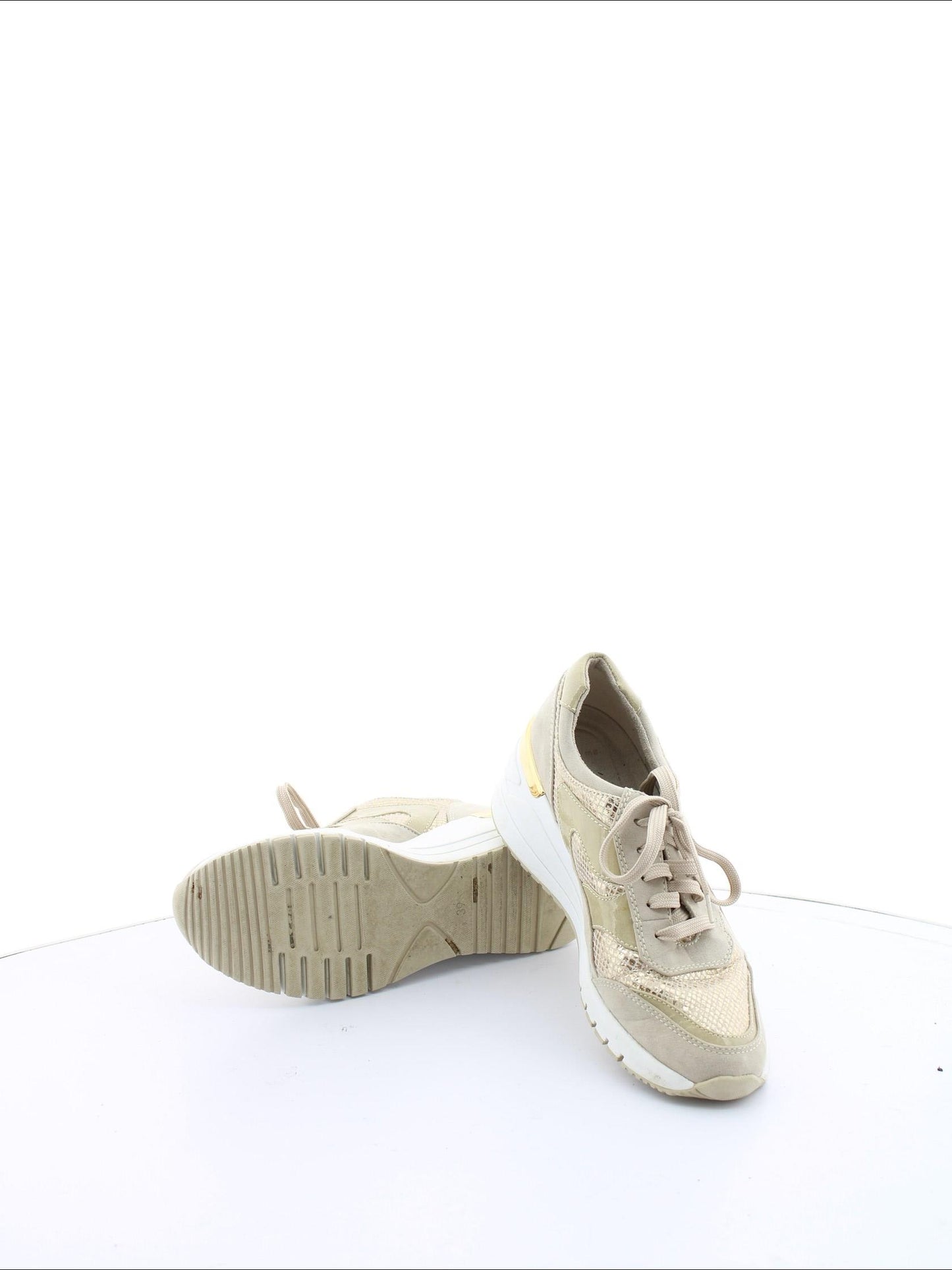 319e6d173267f9f630a68ae2c8f50f53