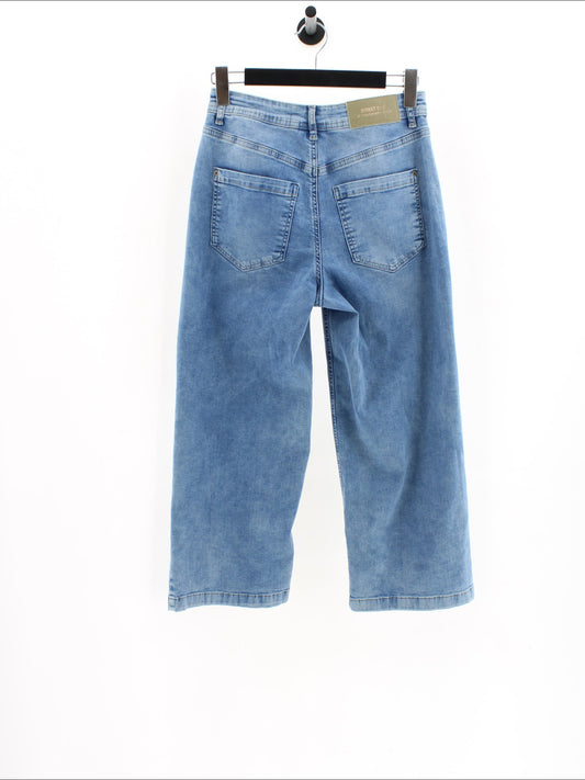 d53dc3a3abbd0241a9b7277c8aa01e4d