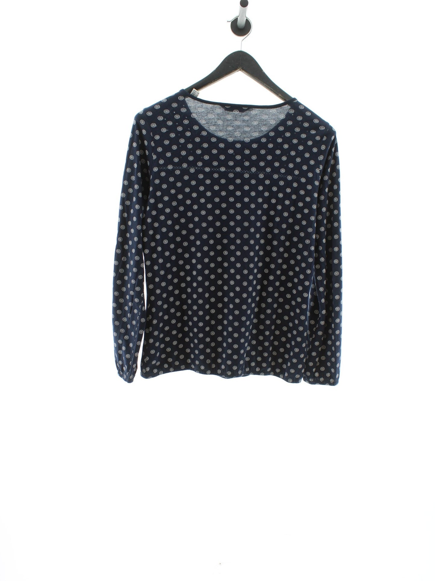 8eae16ce92e0f54508f8a9dead63590f