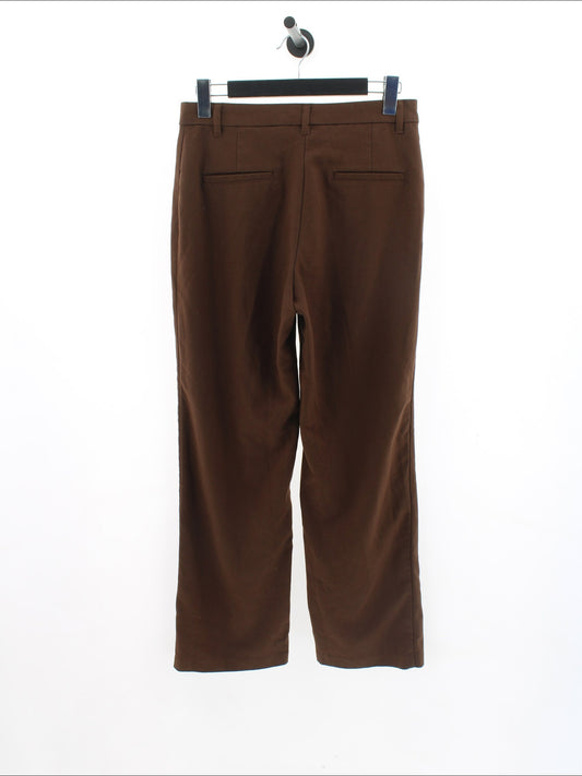 Spodnie Casual Monki Rozmiar: 40