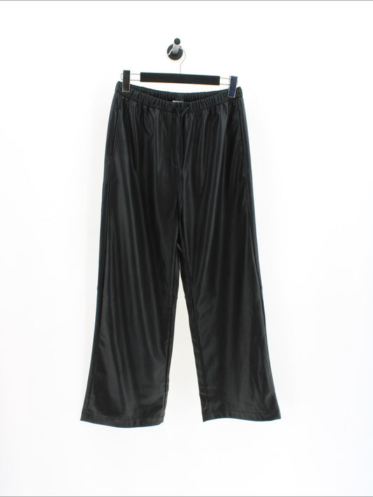 8fade81cc16c077b24c619ac906c6929