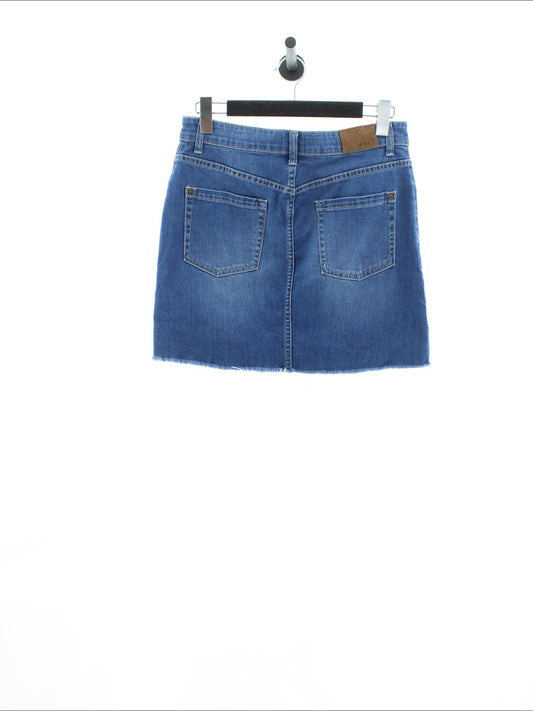 e69510c318bb7010ced8b8dc30df7888