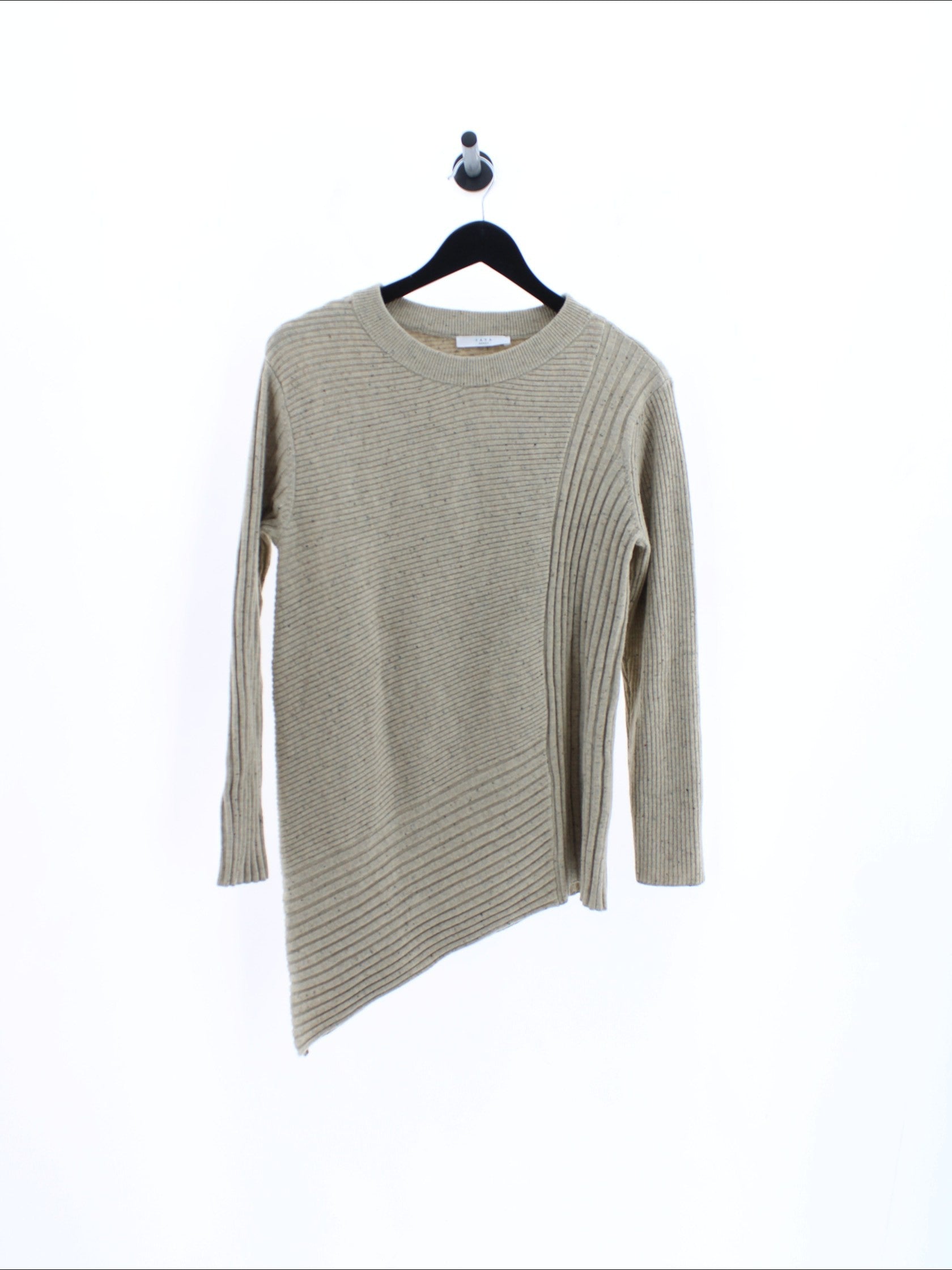 bb6750169431bde5bfbdbd19d61ee909
