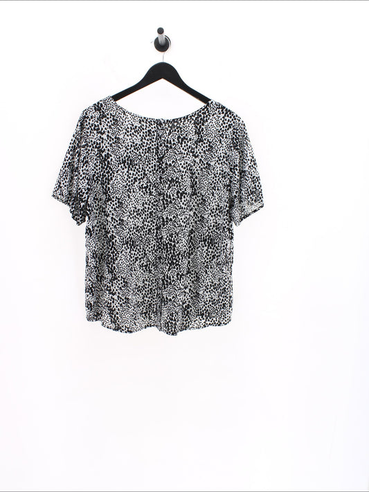 122921a99f20e8126c5a26b1eb66b832