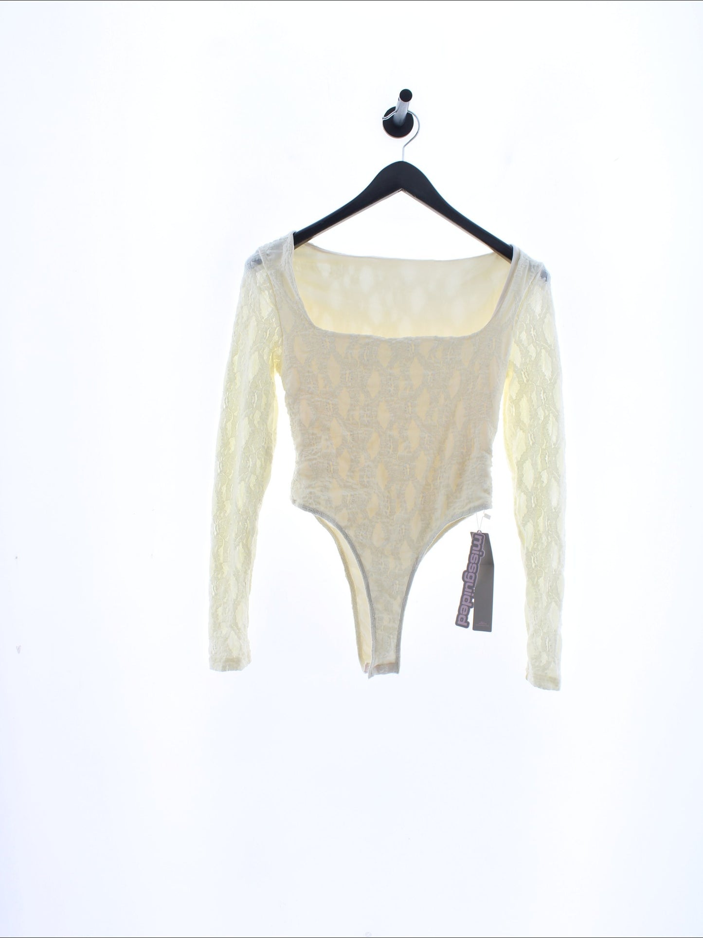 cfbea4e10562df7b6047ddb8f3454f69