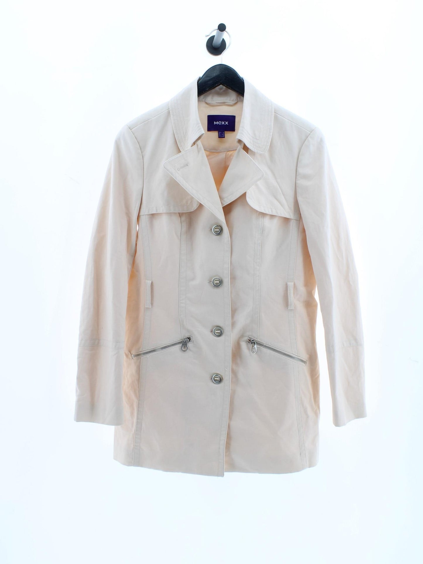 e46bb3eb8088b82e67e36585ba4da56b