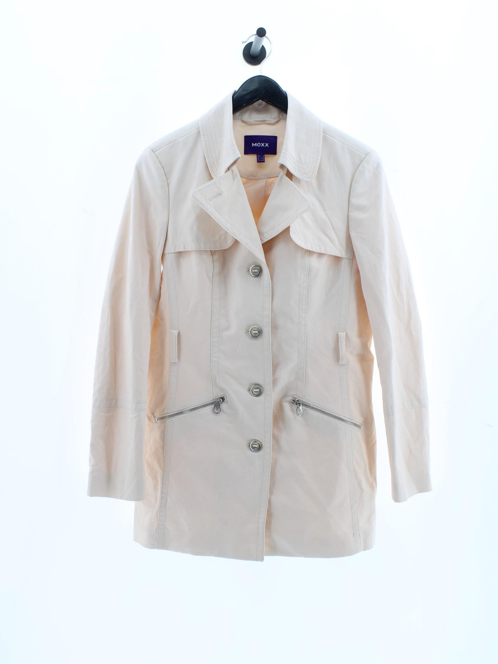 e46bb3eb8088b82e67e36585ba4da56b