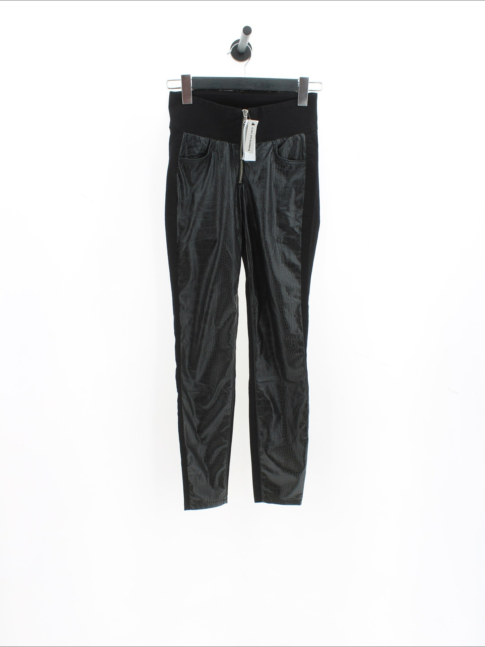 01d932627294a64de376cea23370238c