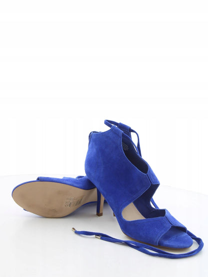 38b935bb00a31cc25fb260eab784f922