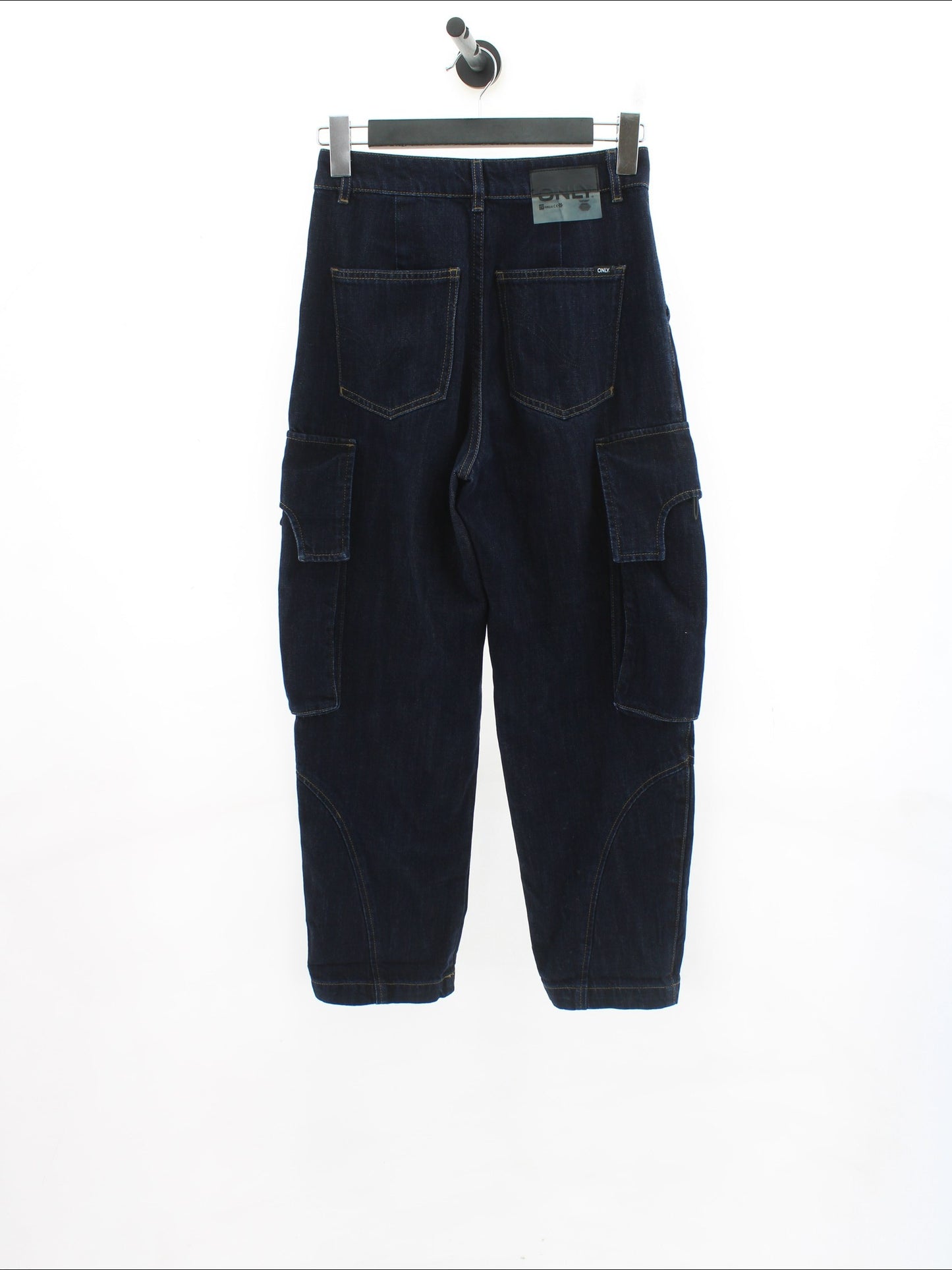 fb77749827393b97f948c21046083836