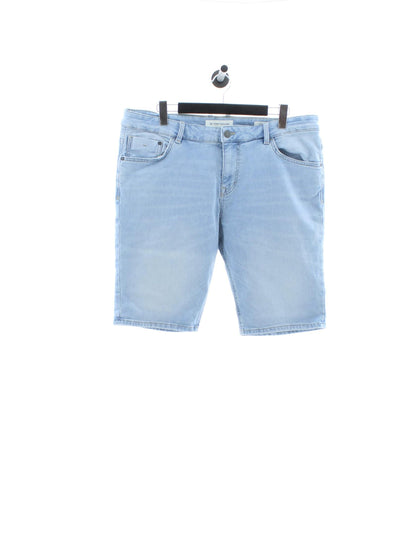 ca9e6ed911f1222cc21640f18860a4e8