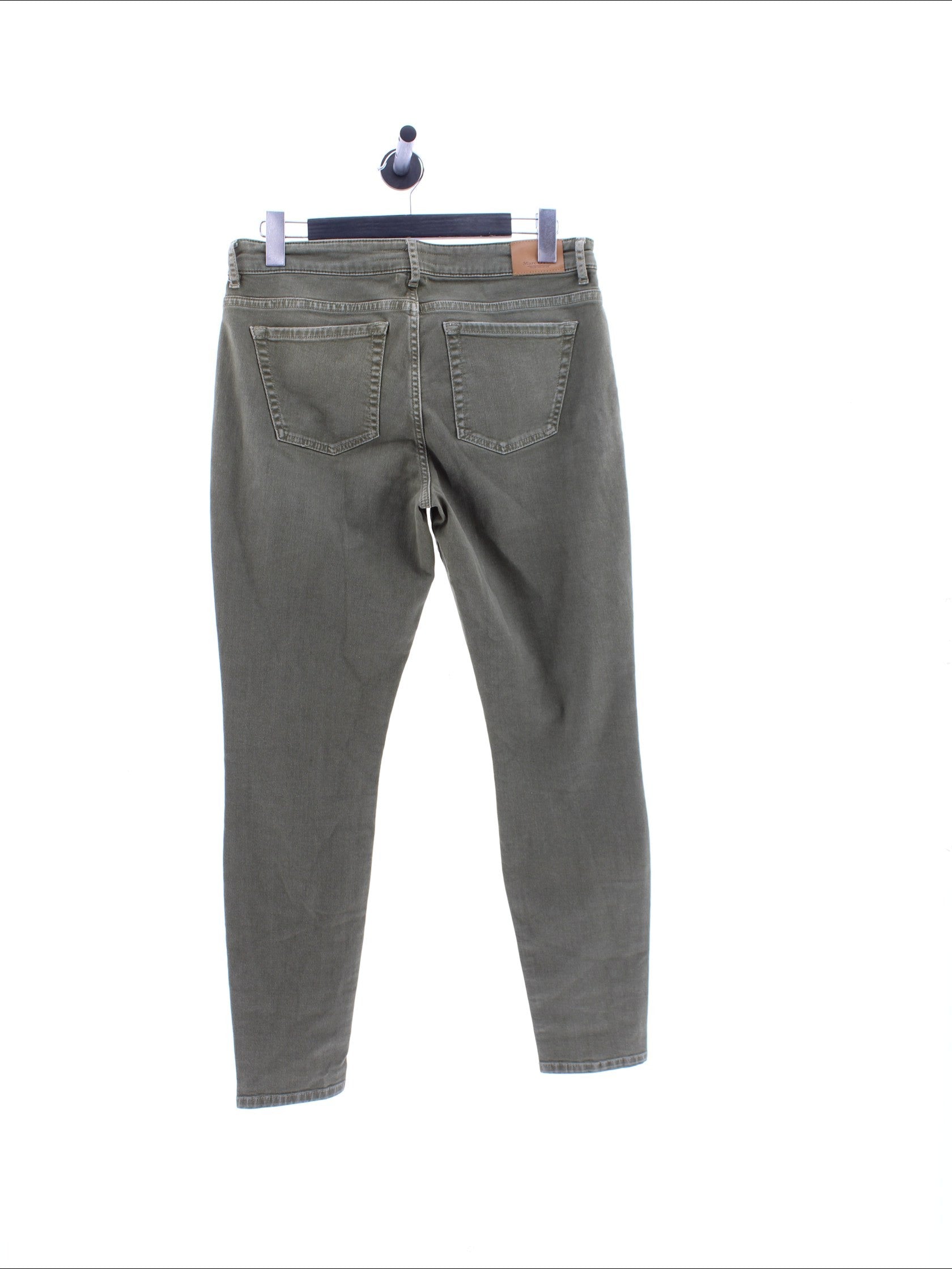 887265ade65b50929205981480990a4b