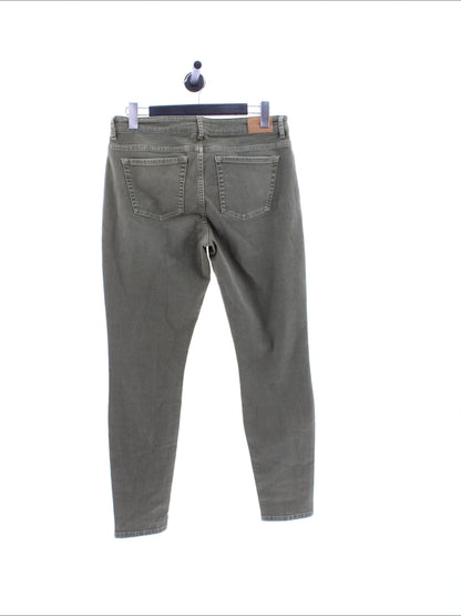 887265ade65b50929205981480990a4b