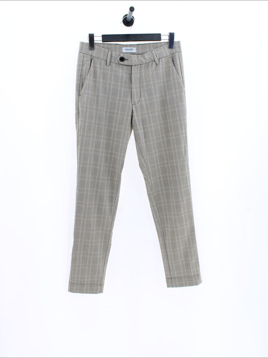 76c01ad863b7f703dff4687397f50003