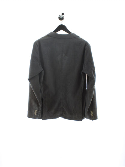 633316e3399f9947bf2e8a965f77b3b3