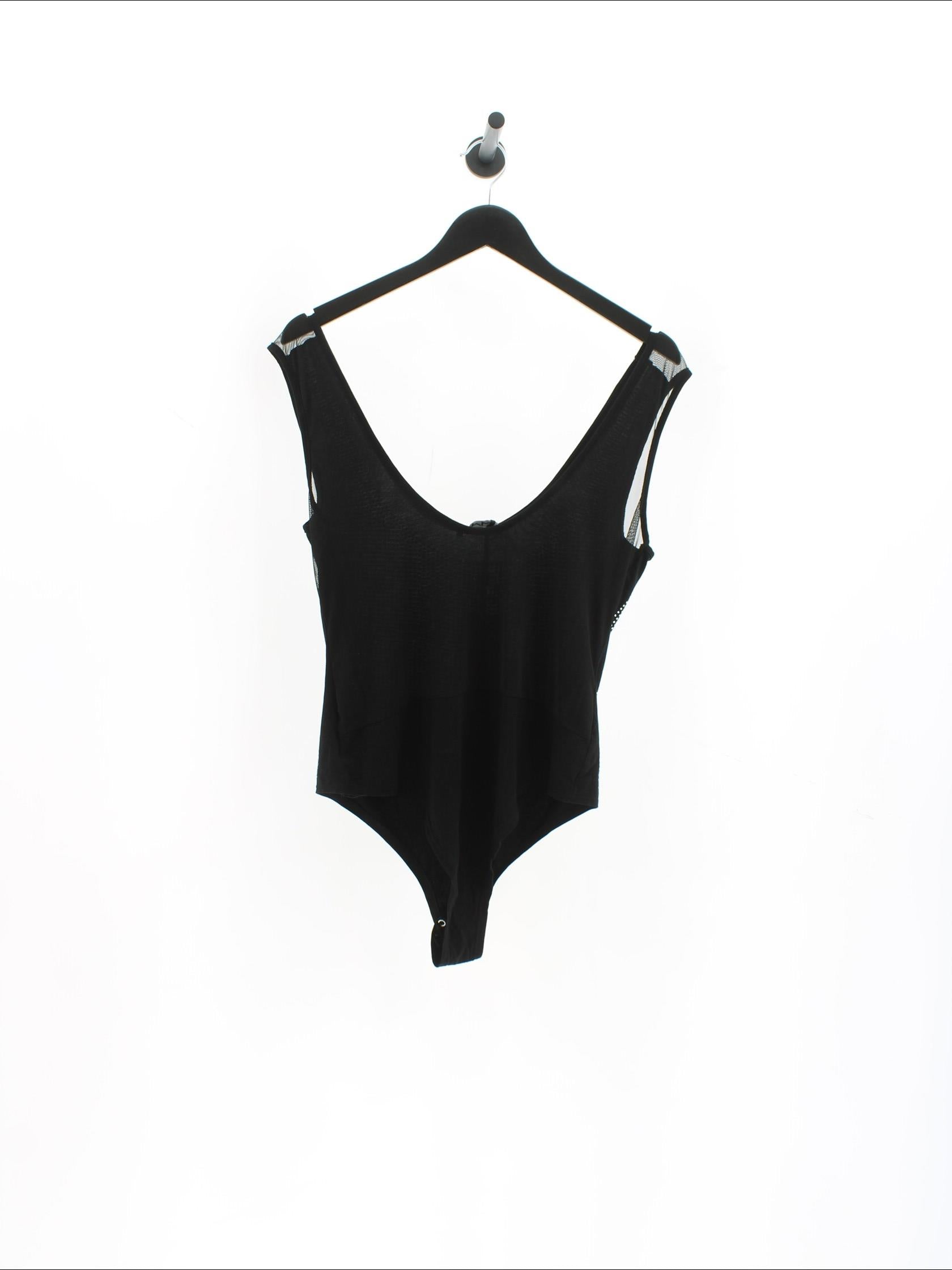 9786556d60cfcdb3eeb8e9cbf6fbf4c4