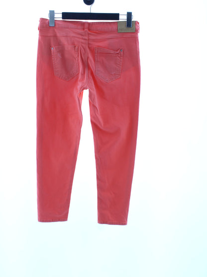 779ff33e01d93f11f24f8b5ce8183c7a