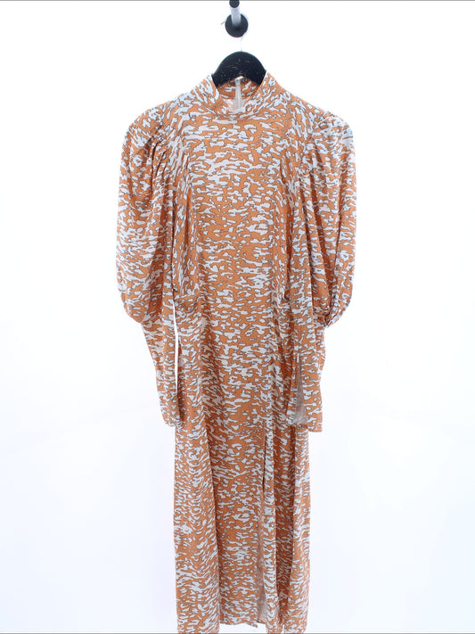 546c285e81f3e864f46bceb88cfda022