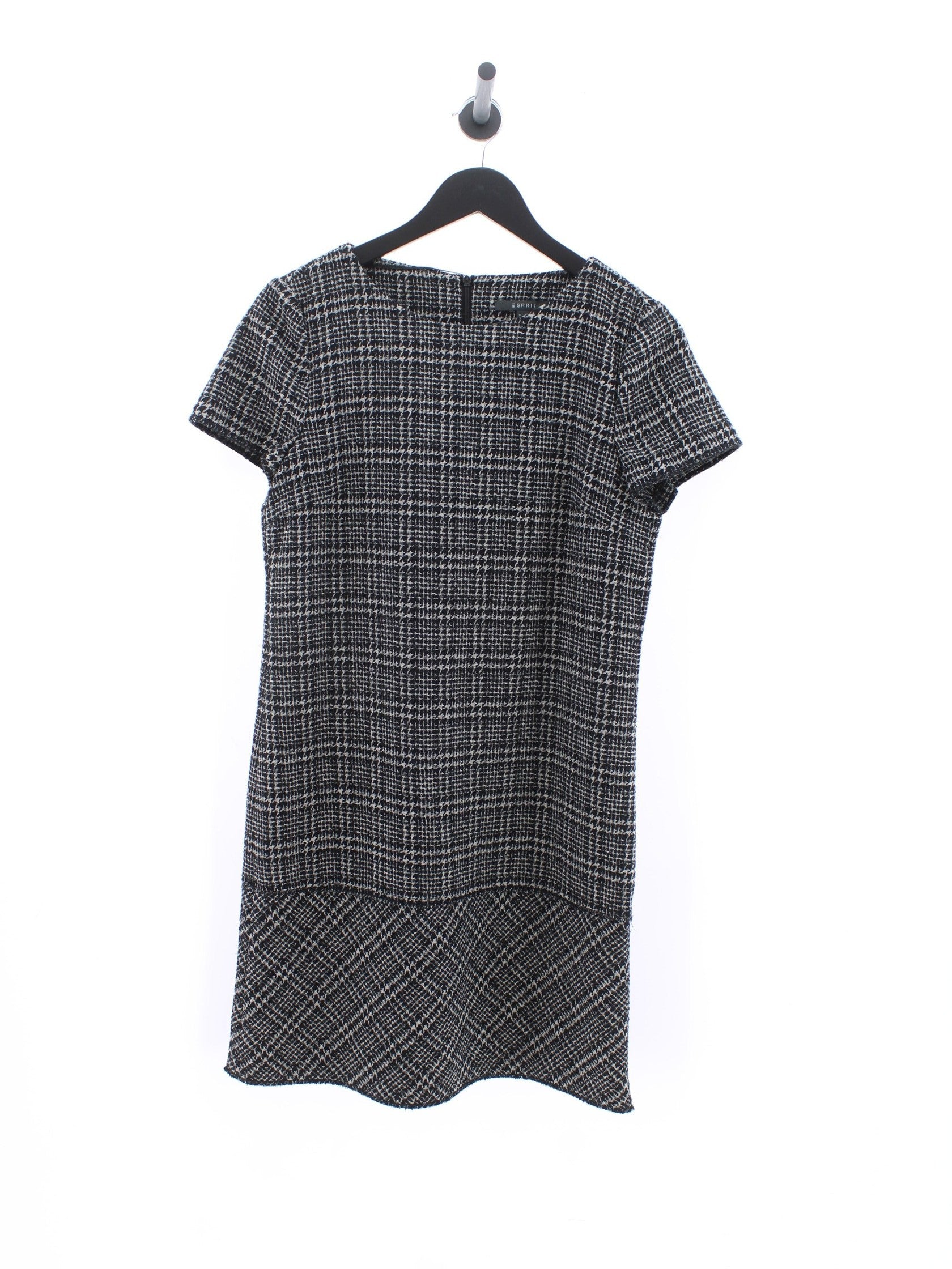 114b51ae695087e498a1d7f612a18221