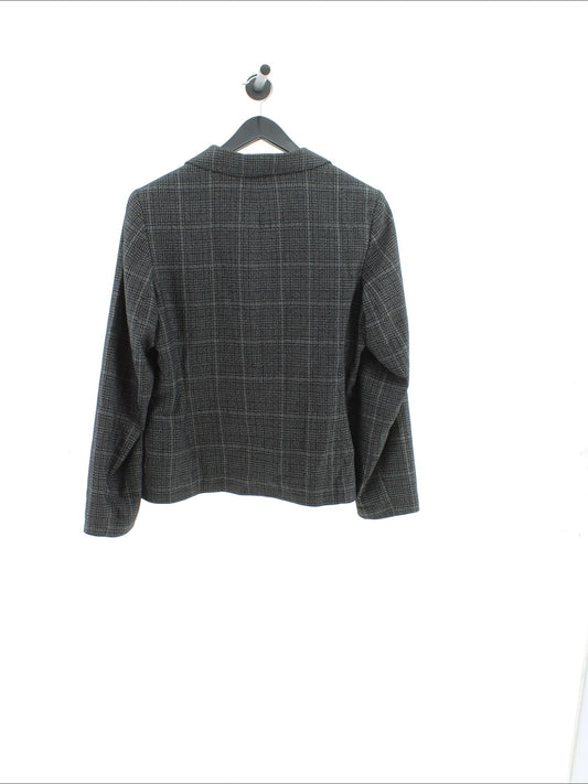 ad213542520dfab30f1aa5f7c1f3564e