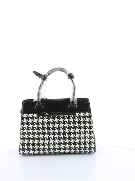 33d2d788606b81f20903dd1cf8ed9021