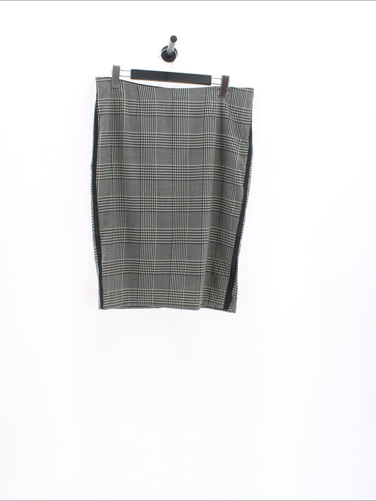 9d667c95757c68099aa472407e49f806