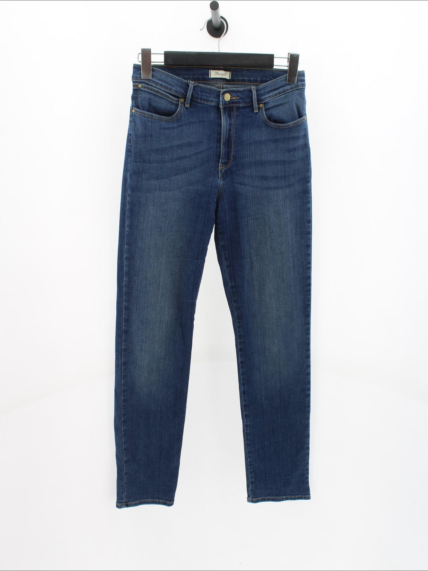 35de2fbf3025ec19674f695c8d4970db