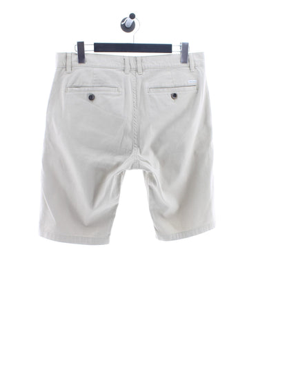 3838d91b0940be33a935de57534c2a96