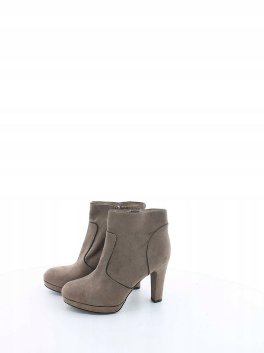 bb64d1f48d1b56419a456fc2b04cad1d