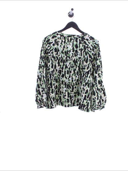 ee69856d7b124a3501290ec4f8c6aebd