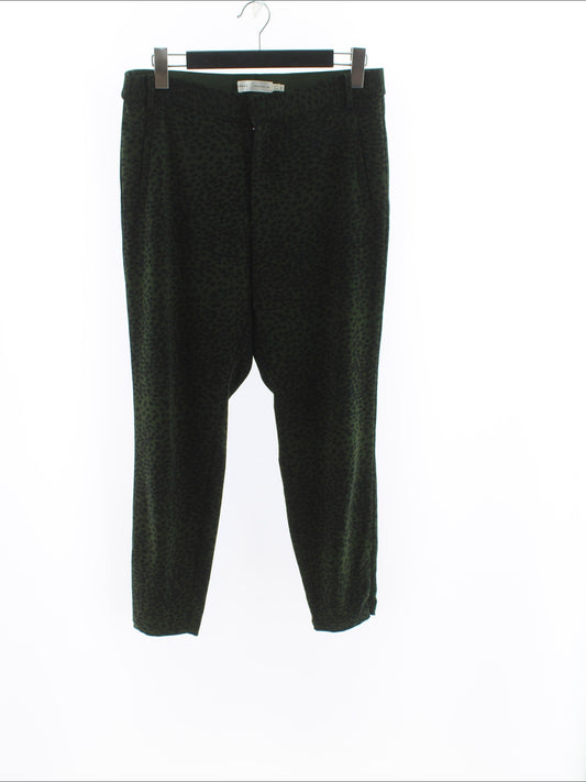 Spodnie Casual IN WEAR Rozmiar: 40