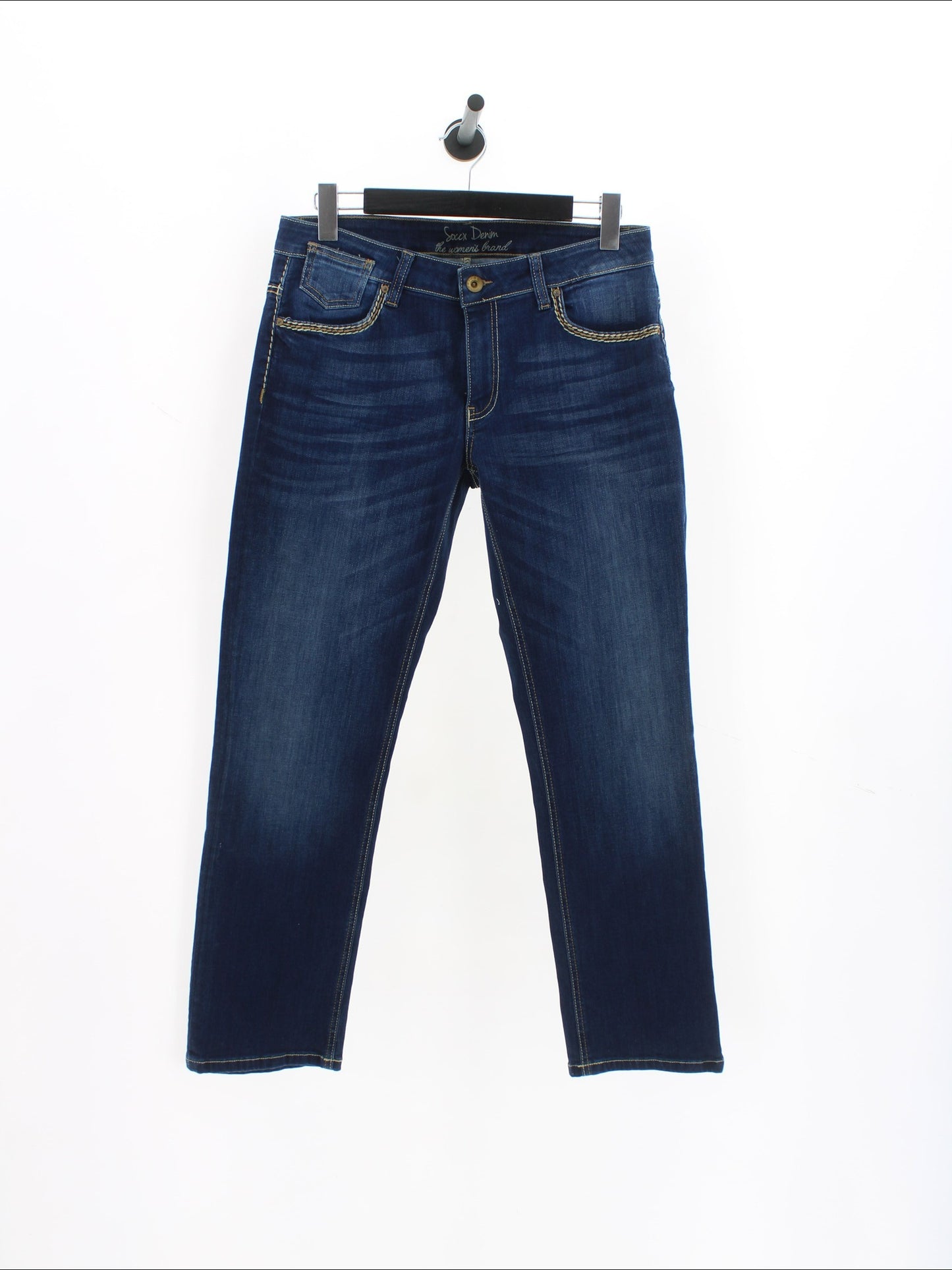cdbb23f3c3edc41badc73c3b3824f5ee