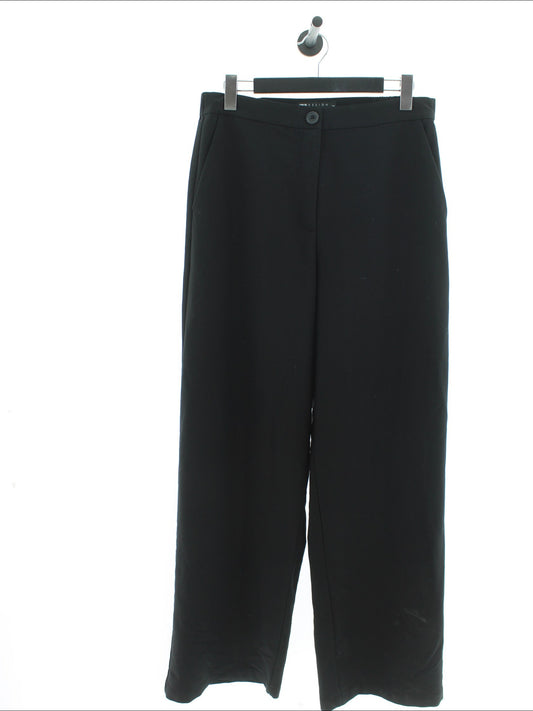 dbe01fba9c3b8d8999645252885788ae