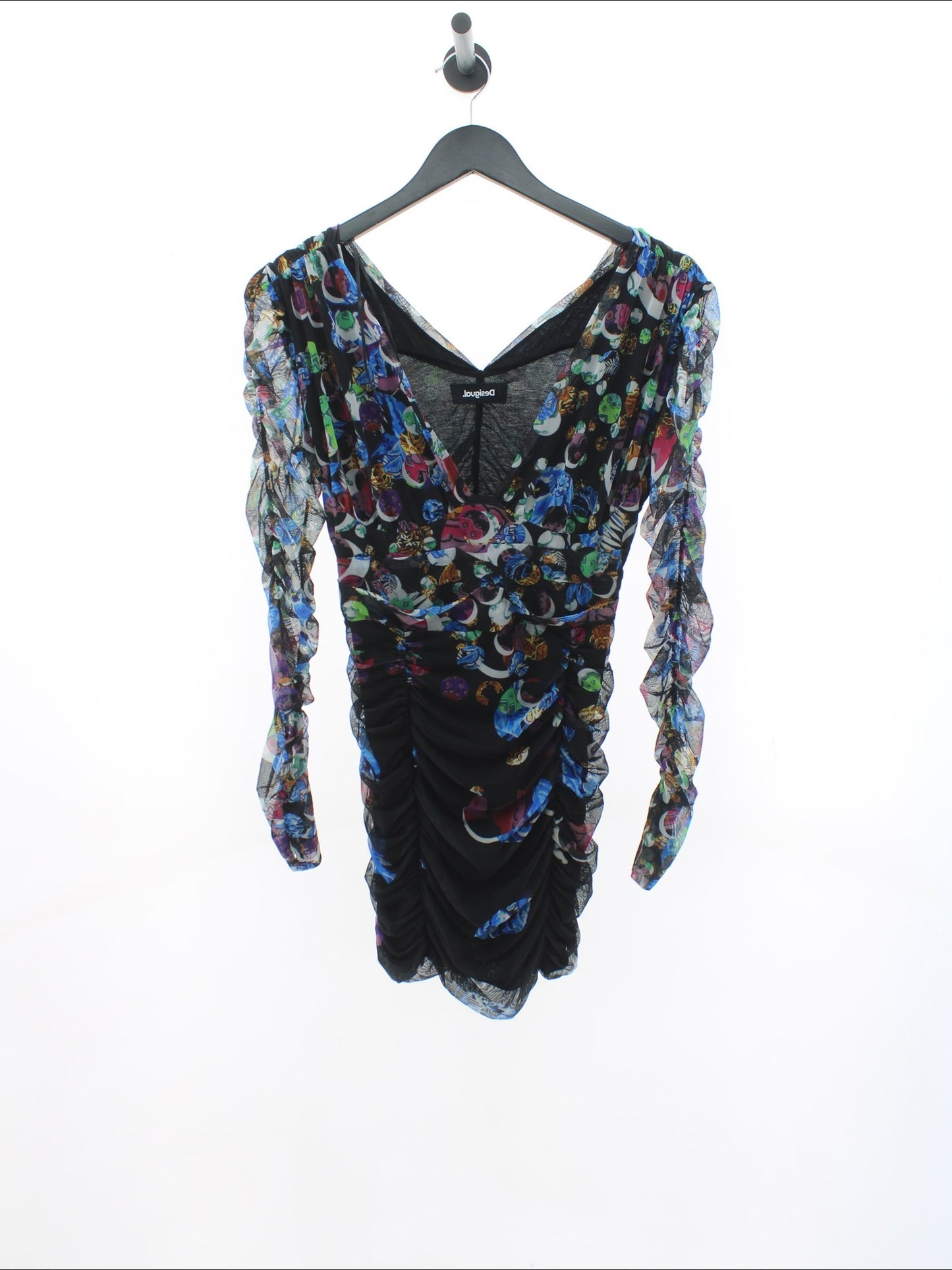 e283393a0125552066f4ad592f2bdd58